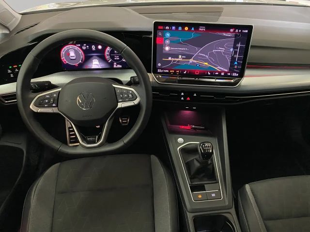 Volkswagen Golf 1.5 TSI BMT Golf VIII