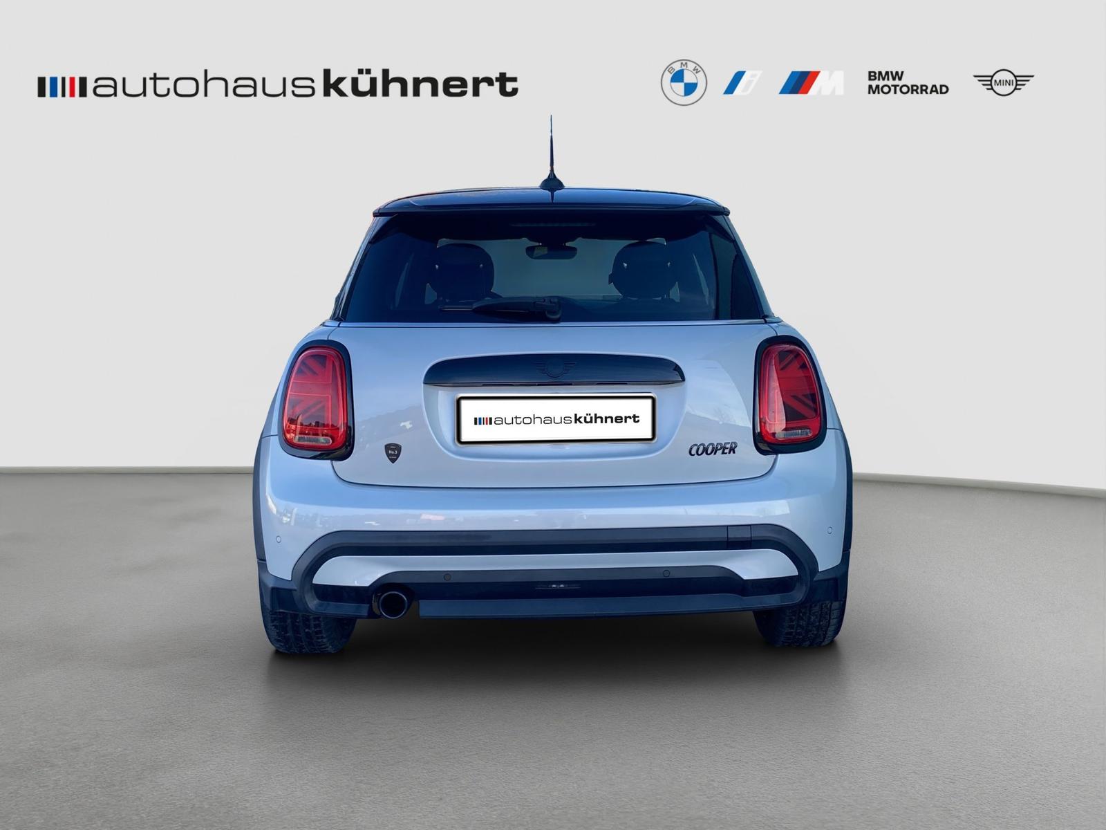 MINI Cooper Yours Trim Sportsitz PianoBlack YOUNIQUE