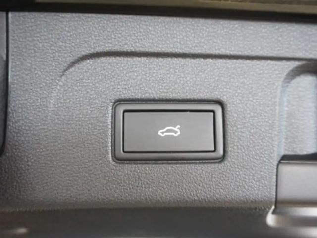 Volkswagen Touran DSG R-Line