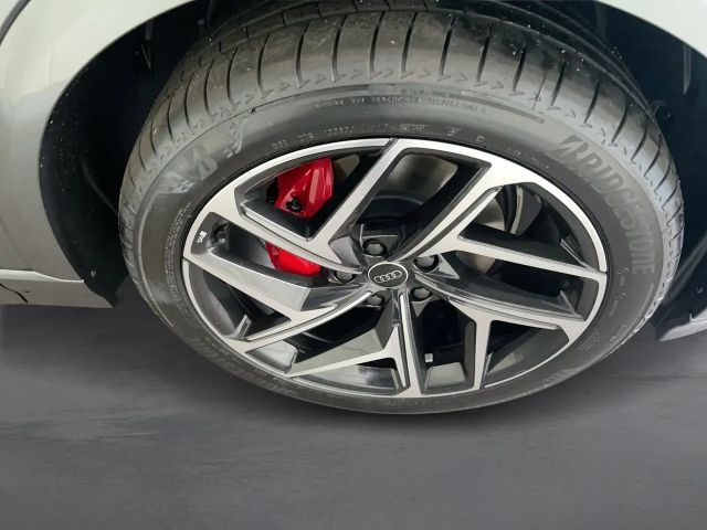 Audi Q6 e-tron Quattro