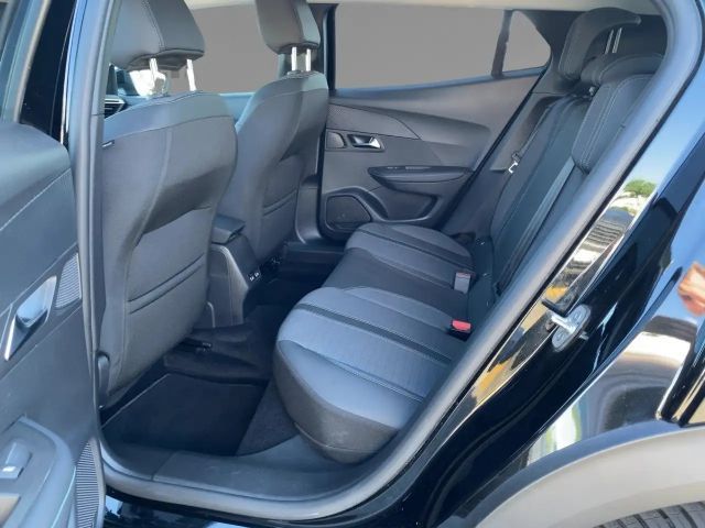 Peugeot E-2008 Allure Pack