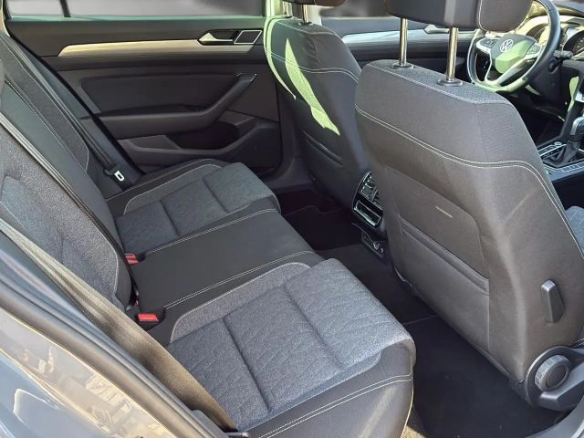 Volkswagen Passat 1.5 TSI DSG Variant