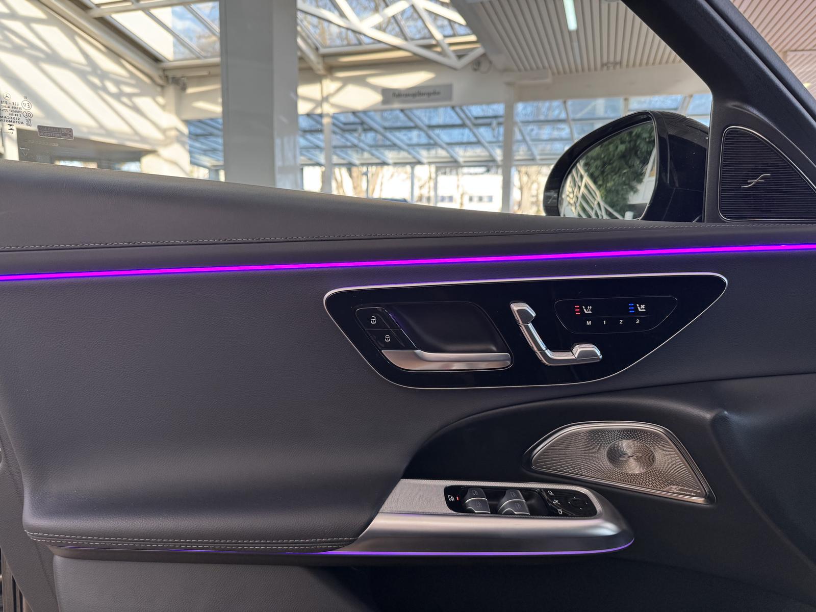 Mercedes-Benz E 220 AMG Line E 220 d Sedan