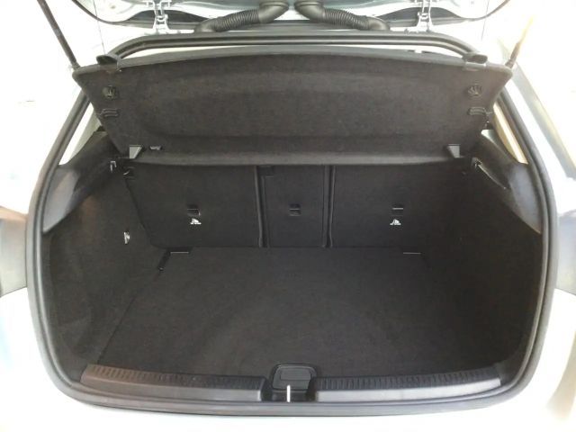 Mercedes-Benz A 180 Progressive