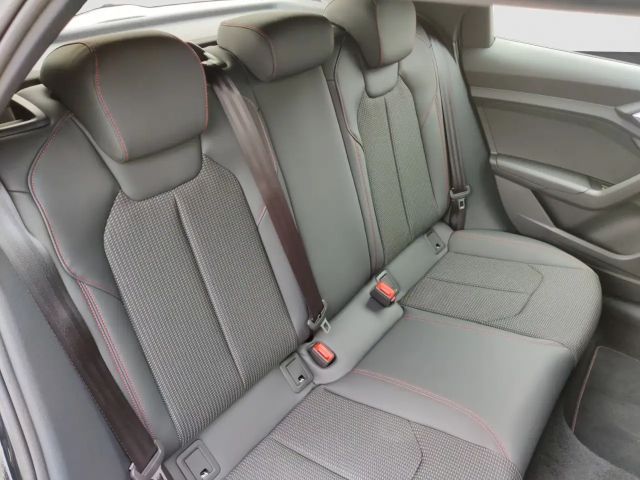 Audi A1 35 TFSI Allstreet S-Line