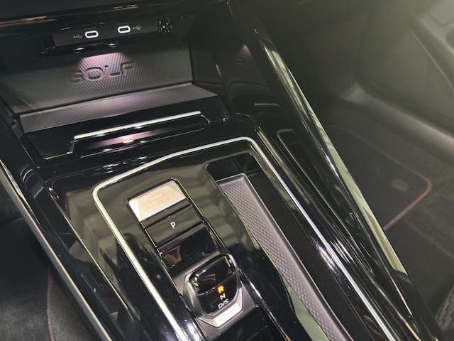 Volkswagen Golf 2.0 TSI DSG GTI Style