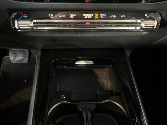 Mercedes-Benz GLA 180 Progressive