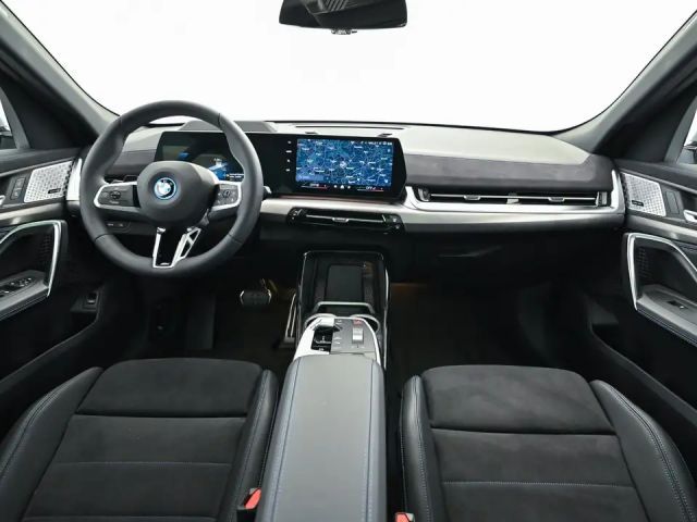 BMW iX2 eDrive20