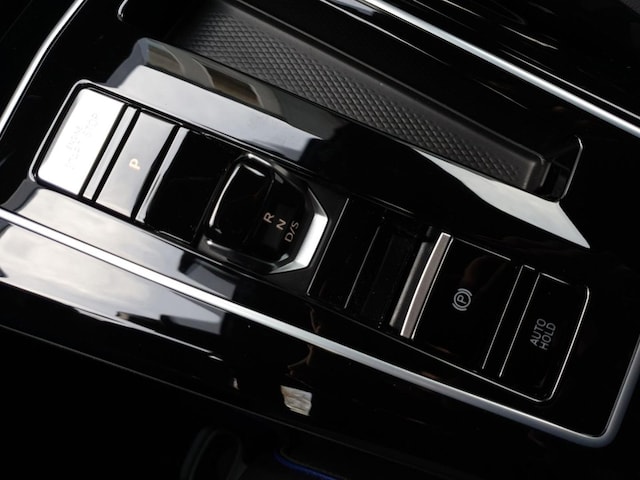 Volkswagen Golf Golf R PERFORMANCE LM19 MATRIX DCC KAMERA