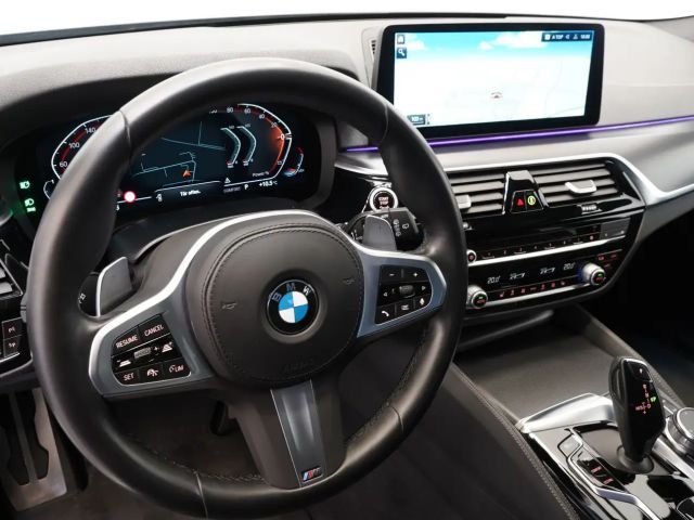 BMW 540 540i M-Sport Touring xDrive