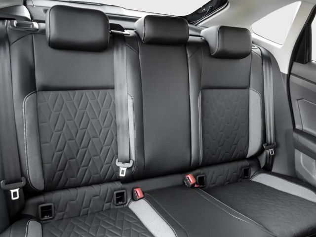 Volkswagen Taigo 1.0 TSI DSG