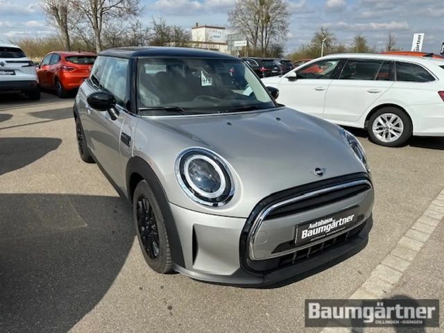 MINI Cooper Classic Trim Kamera/PDC/LED/SHZ/DrAss/Tempo