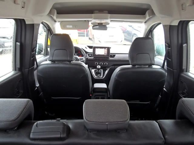 Renault Kangoo TCe 100