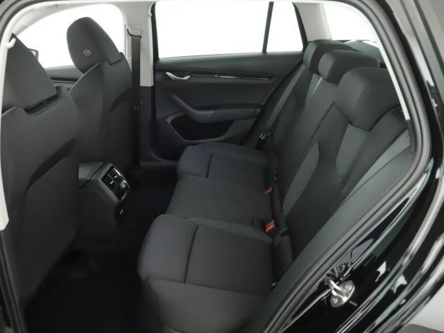 Skoda Octavia Essence TSI