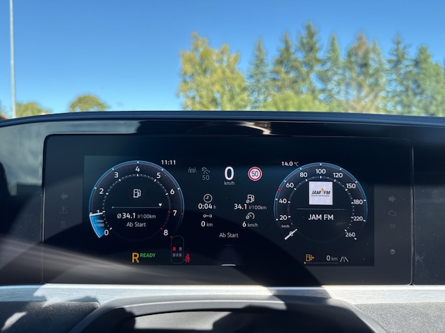 Volkswagen Passat 1.5 TSI DSG R-Line