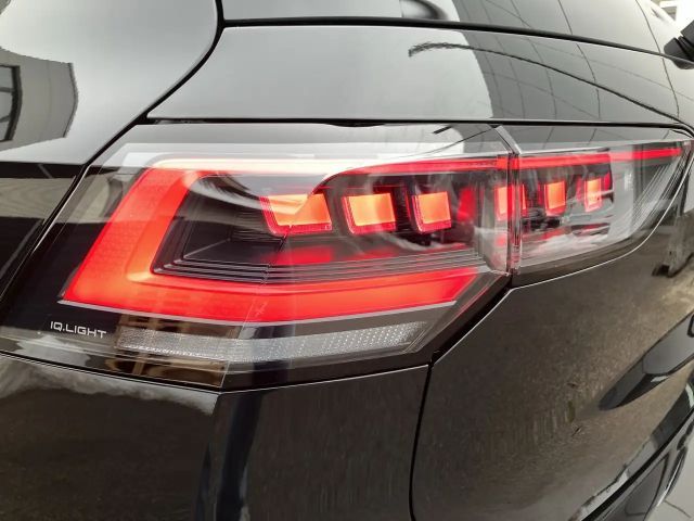 Volkswagen Golf DSG Sport