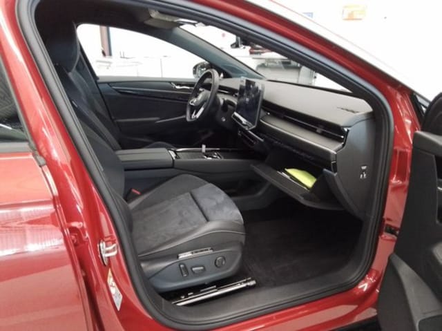 Volkswagen ID.7 IQ.Drive