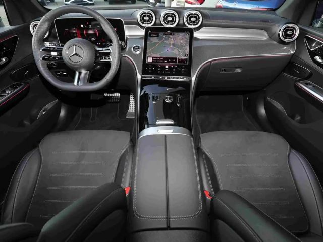 Mercedes-Benz GLC 300 4MATIC AMG Line