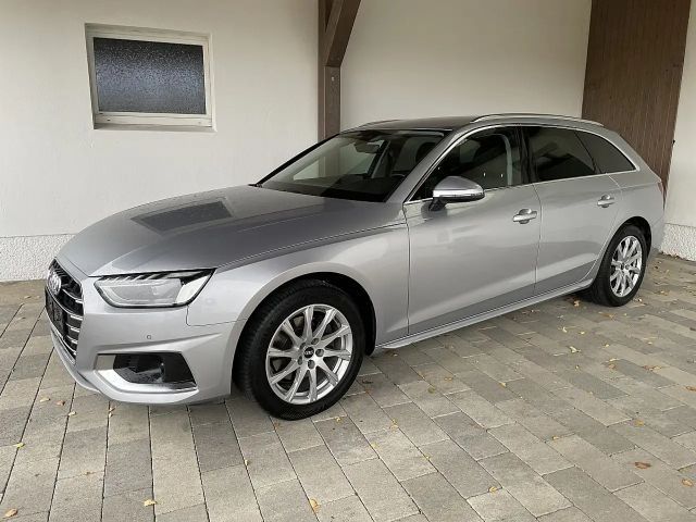 Audi A4 Avant S-Tronic