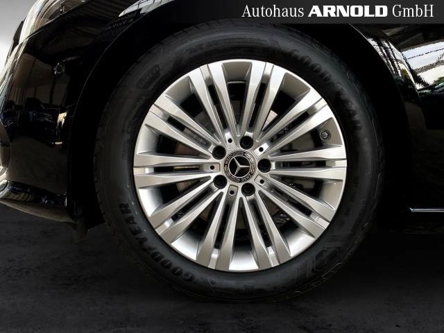 Mercedes-Benz C 200 AVANTGARDE Sedan