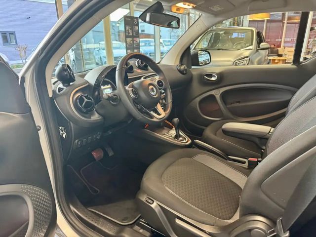 Smart EQ fortwo 22kw onboard charger