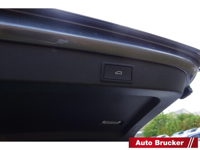 Skoda Superb 2.0 TDI Combi Style Style