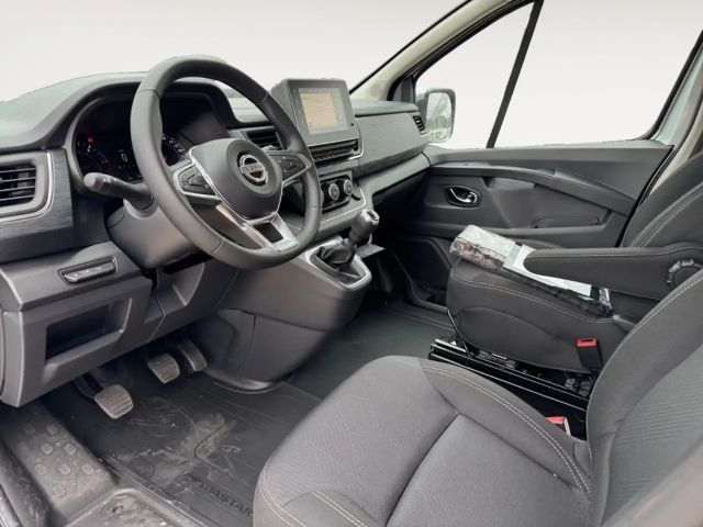 Nissan Primastar Kombi Schnierle Umbau Einzelsitze mit Liegefunktio