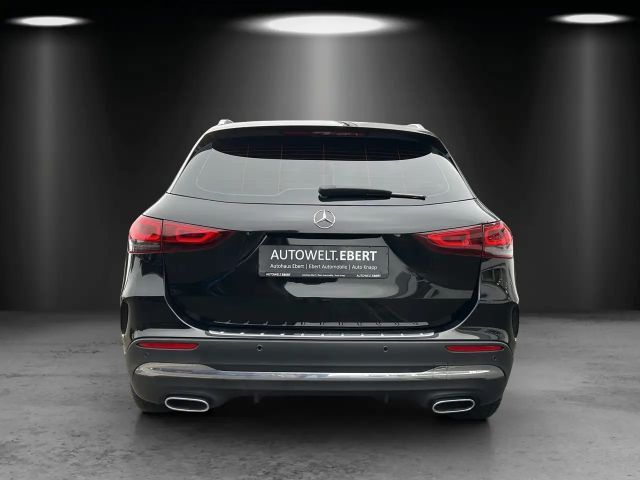 Mercedes-Benz GLA 200 AMG Line