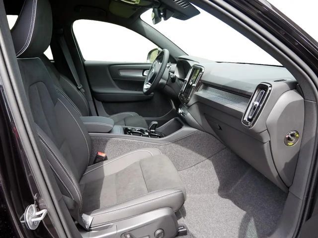 Volvo XC40 Dark Plus