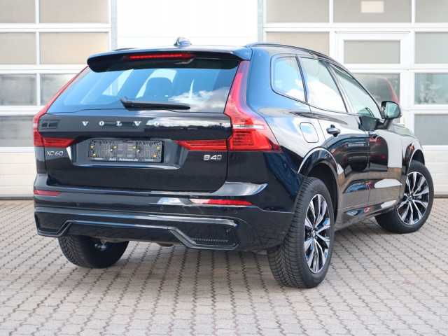 Volvo XC60 AWD Dark Plus