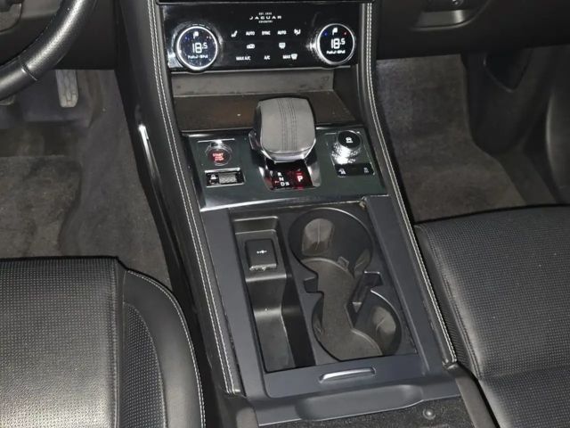 Jaguar F-Pace AWD D300 S