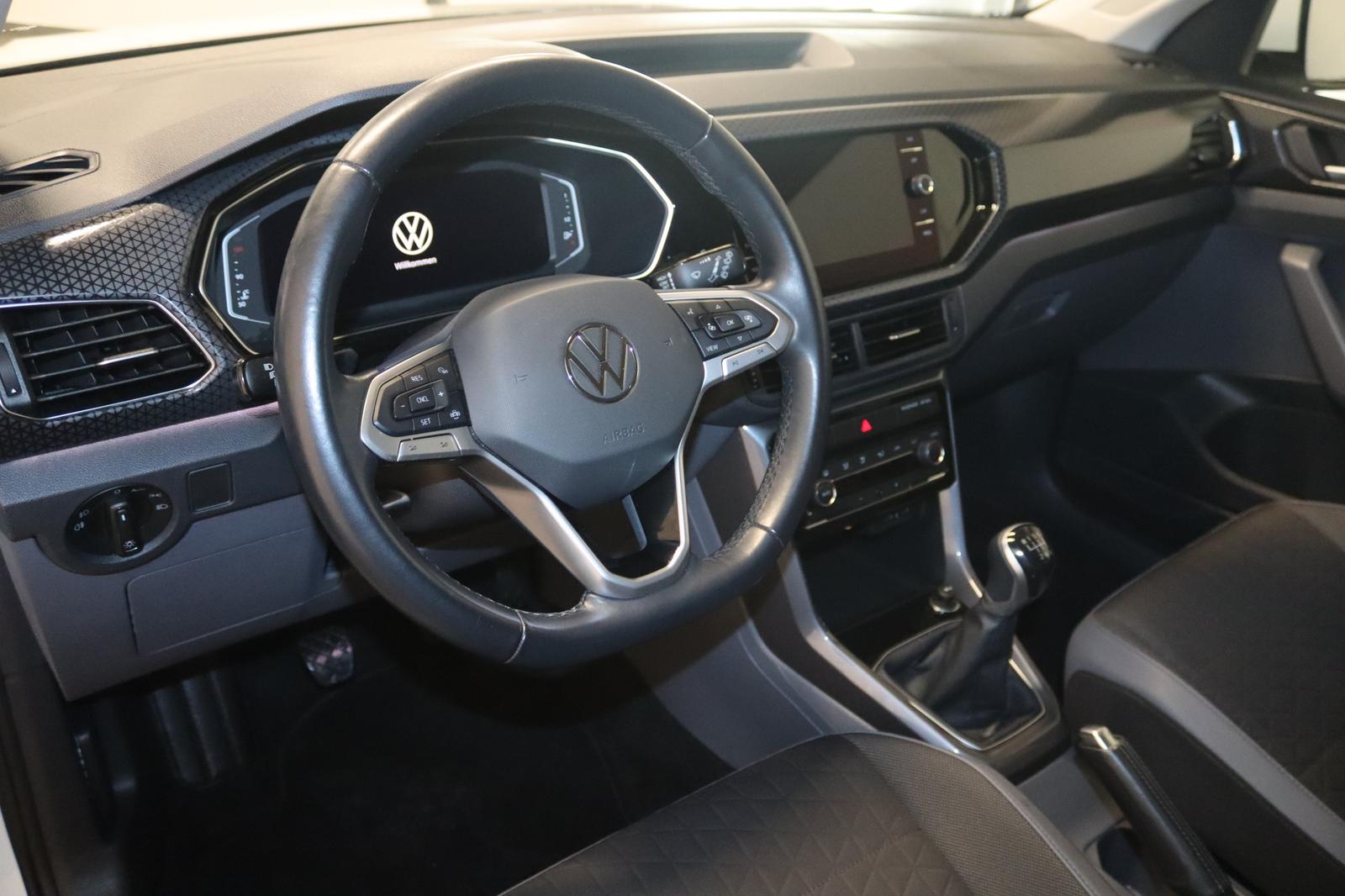 Volkswagen T-Cross Style