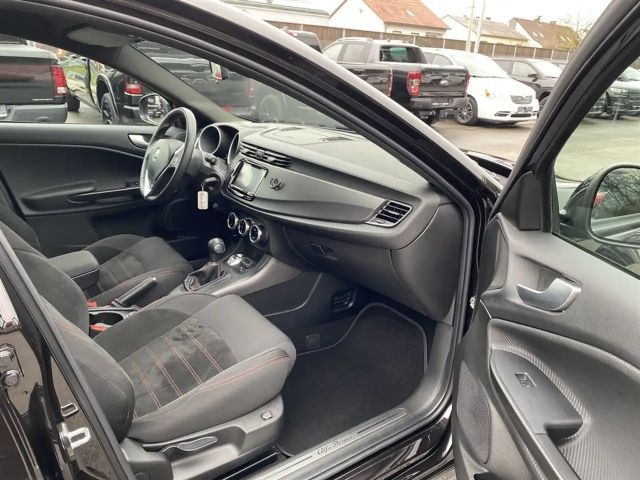 Alfa Romeo Giulietta 1.6  Sprint Diesel Automatik + Winterräder