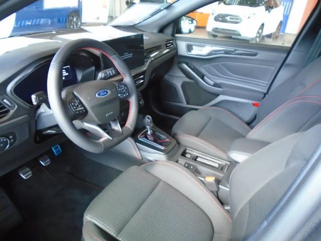 Ford Focus EcoBoost ST Line