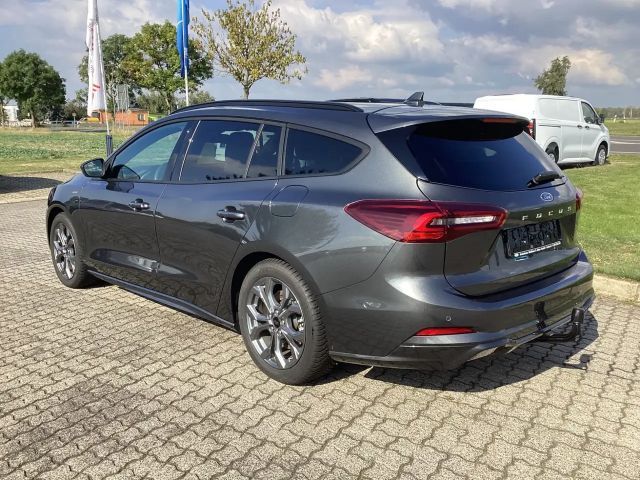 Ford Focus ST Line Wagon