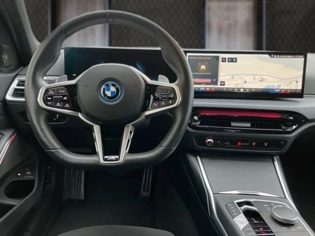 BMW 330 330e Touring xDrive