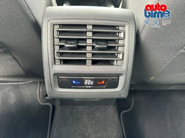 Volkswagen Golf 1.5 TSI Golf VIII Life Variant