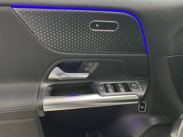 Mercedes-Benz B 200 Progressive Sedan