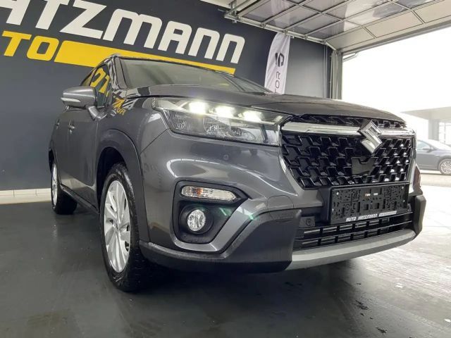 Suzuki S-Cross S-CROSS Shine 1,4 129PS Allraad 6G Schalter