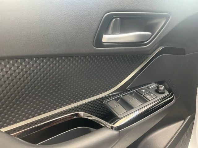 Toyota C-HR Hybride Team D