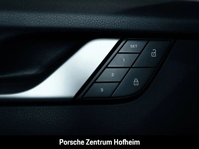 Porsche 992 Cabrio Carrera