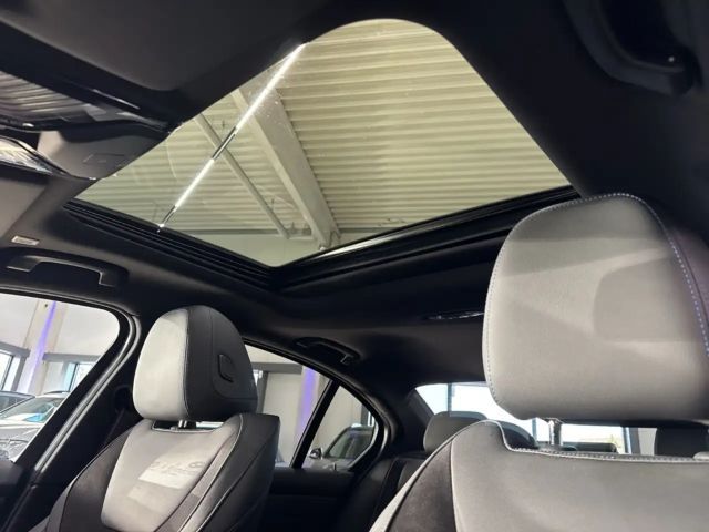 BMW 330 M-Sport Sedan