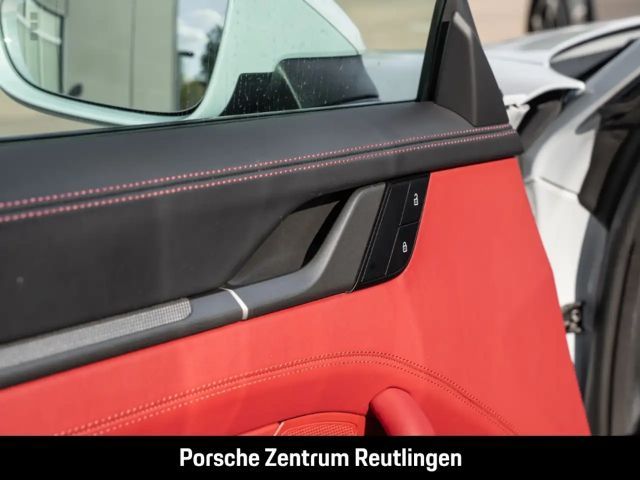 Porsche 992 4 Carrera Coupé