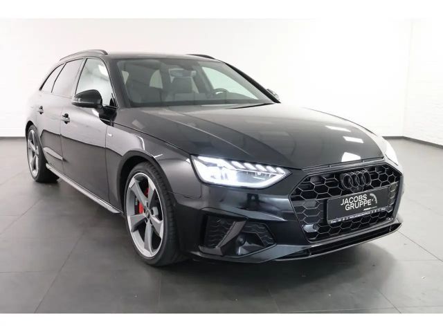 Audi A4 40 TDI Avant S-Line