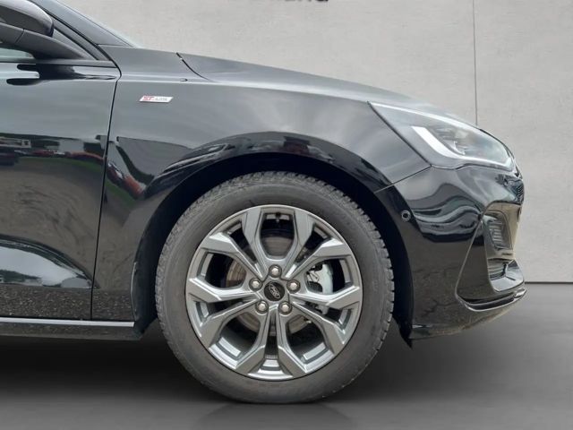 Ford Focus ST Line Wagon