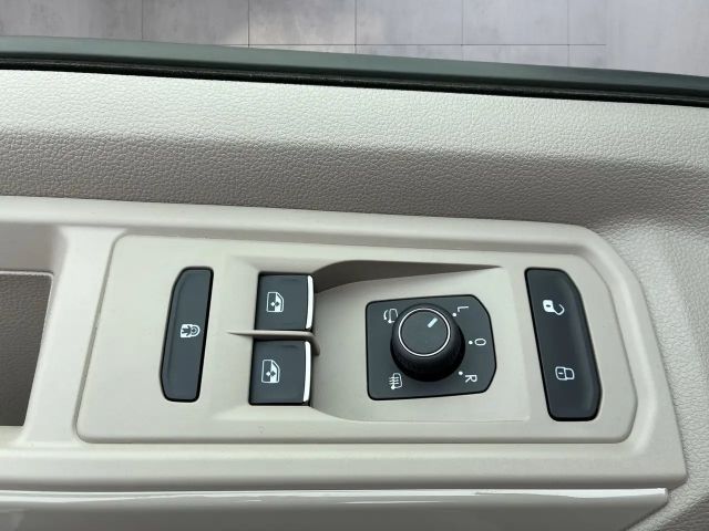 Volkswagen Multivan Style T7