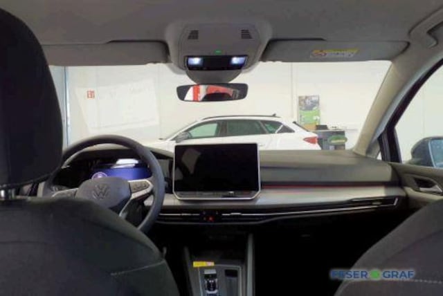 Volkswagen Golf 1.5 eTSI DSG Life Variant