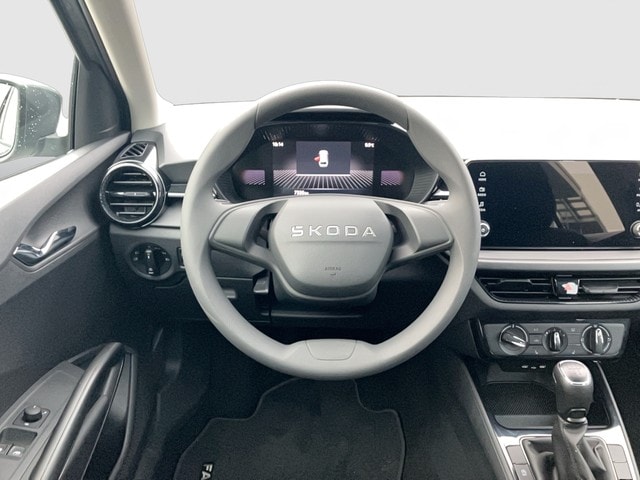 Skoda Fabia Fabia 1.0 MPI Essence KLIMA LED PDC SHZG TEL