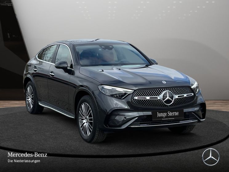 Mercedes-Benz GLC 300 4MATIC AMG Line Coupé