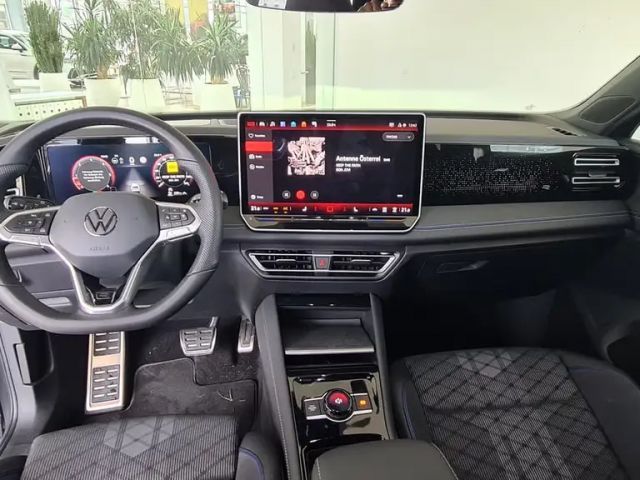 Volkswagen Tiguan 4Motion DSG R-Line